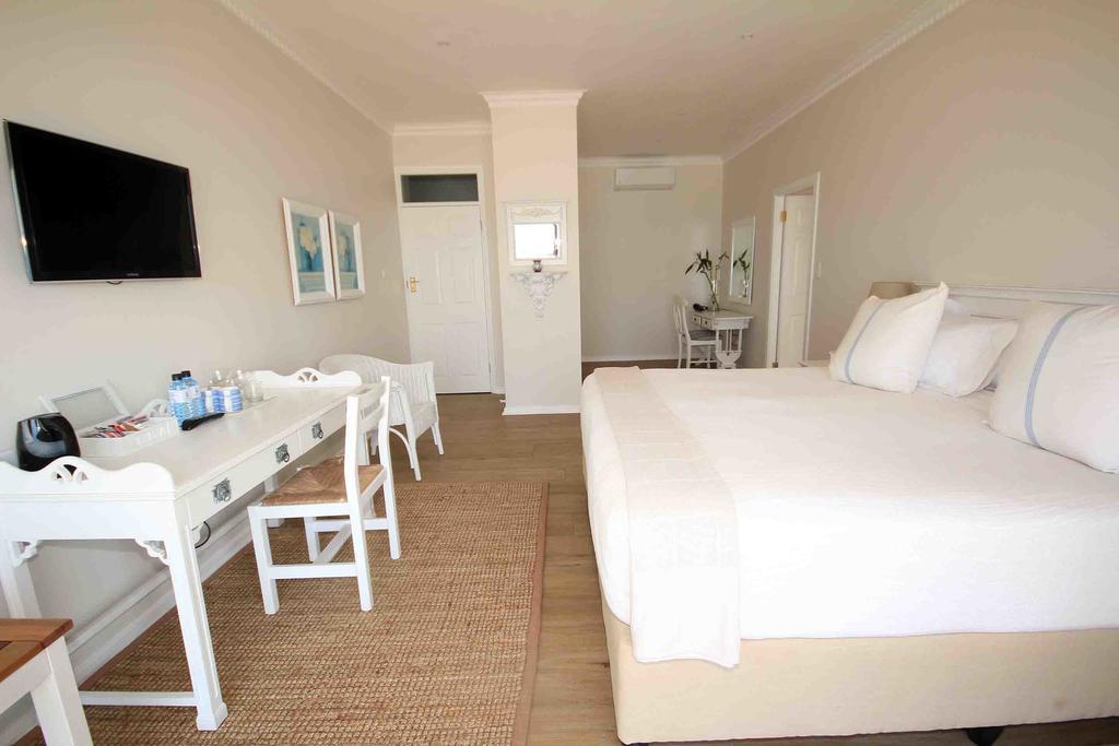 אומדלוטי Fairlight Beach House מראה חיצוני תמונה
